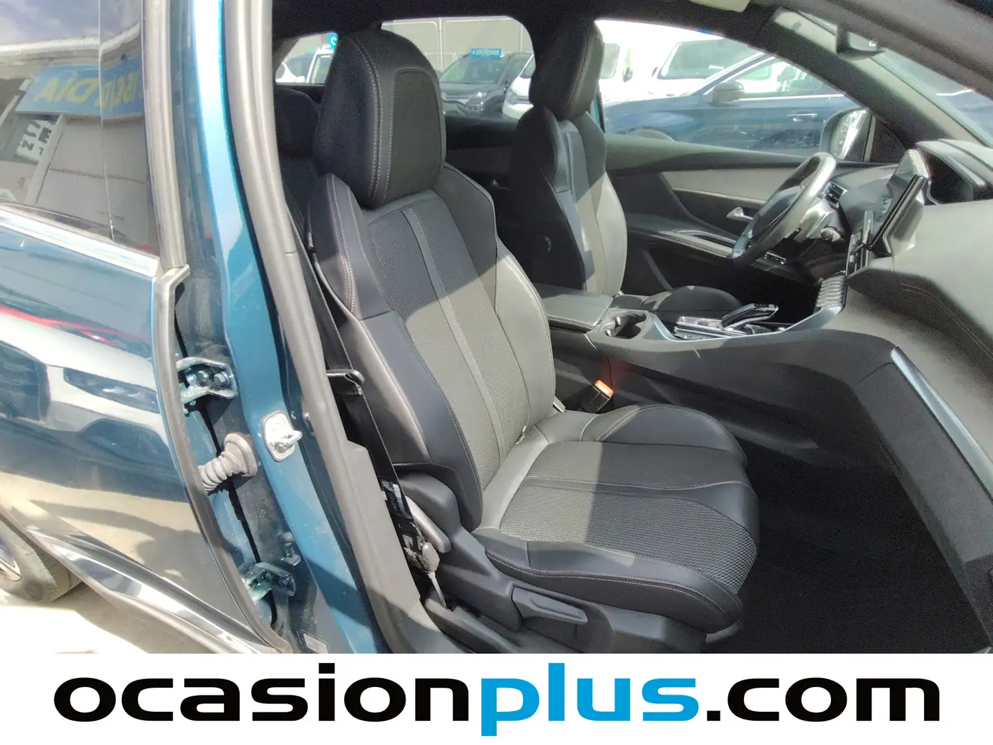 Foto Peugeot 3008 Peugeot 3008 BlueHDi 130 S&S GT EAT8 (130 CV)