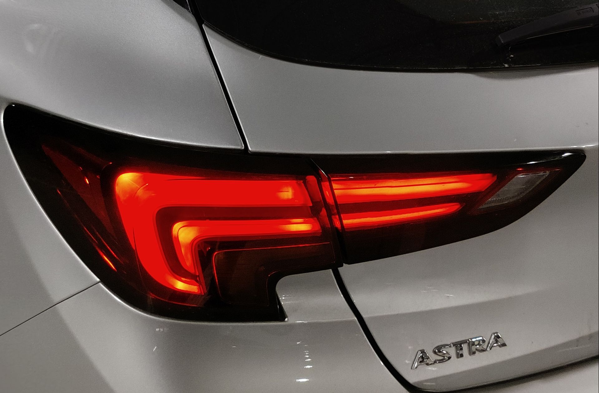 Opel Astra 1.2 Turbo SHR Elegance - foto 17