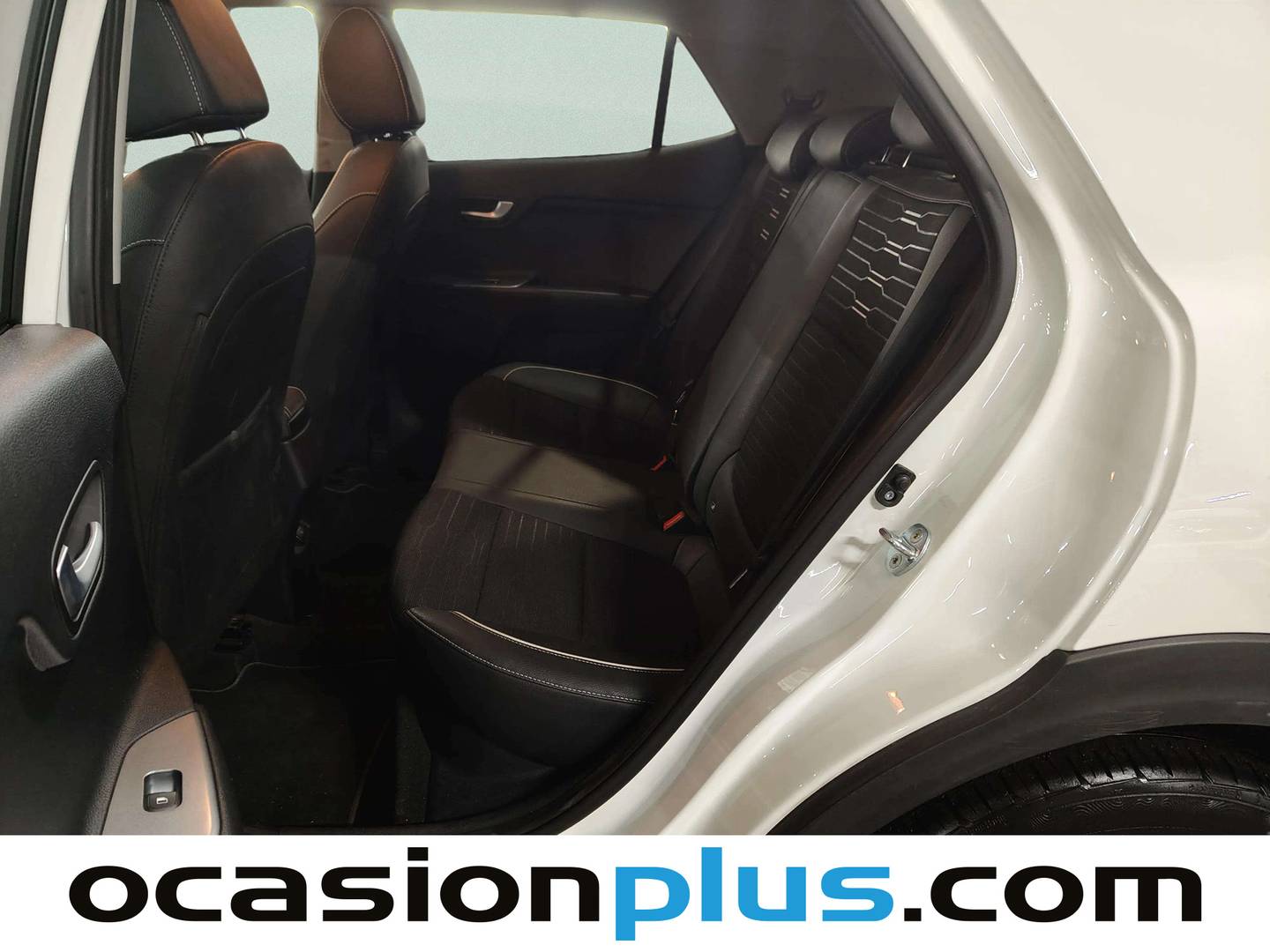 Foto asientos traseros KIA Stonic KIA Stonic 1.0 T-GDi MHEV iMT GT Line (120 CV)