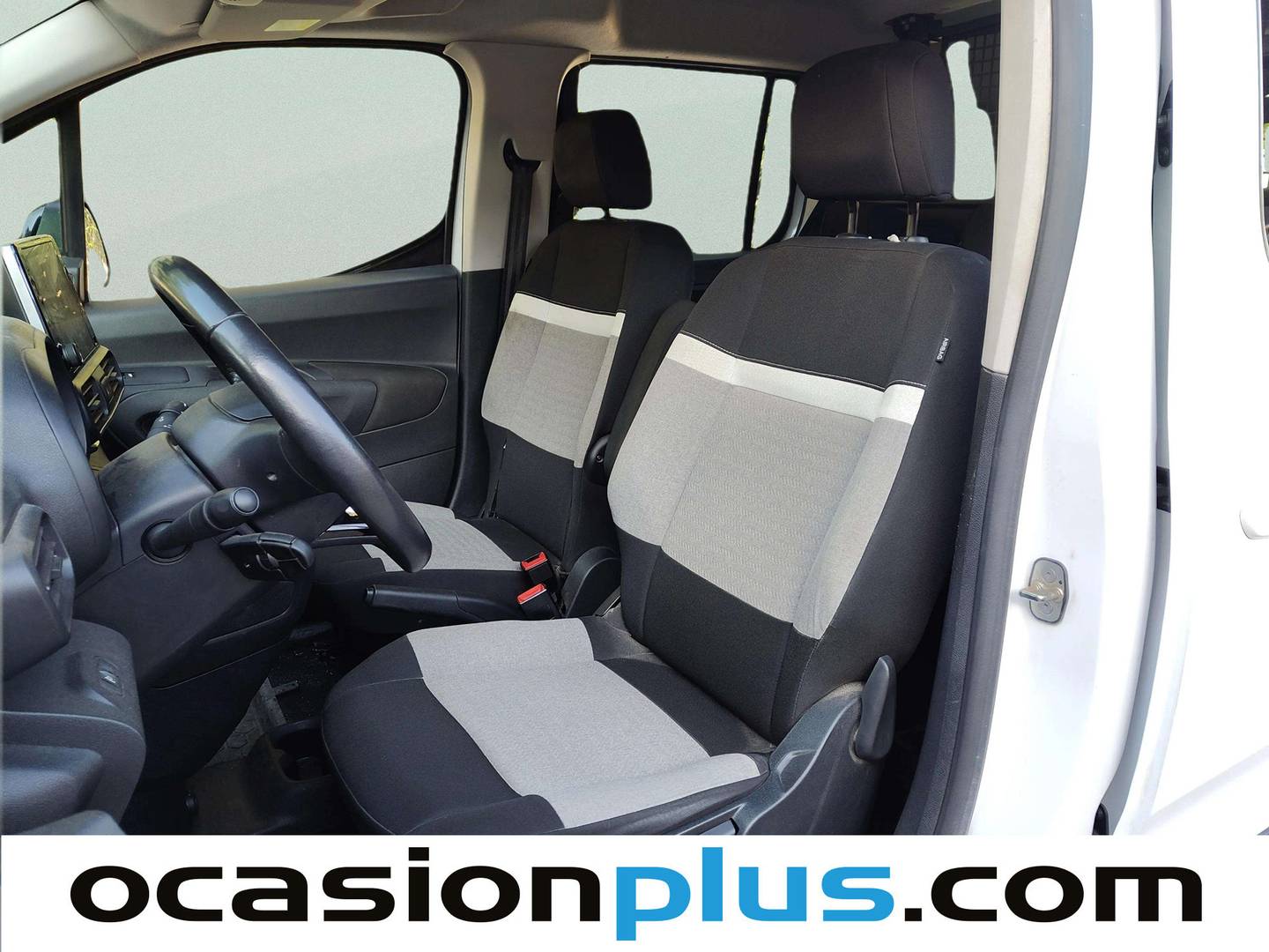 Foto asientos delanteros Citroën Berlingo Citroën Berlingo BlueHDi 130 S&S Talla M Shine (130 CV)