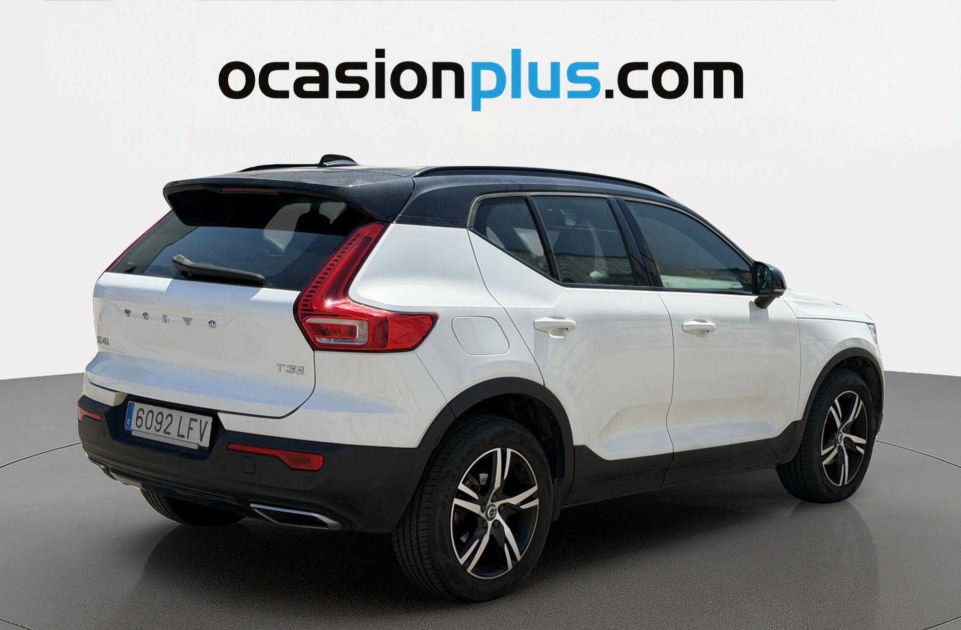 Volvo XC40 T3 R-Design - foto 4