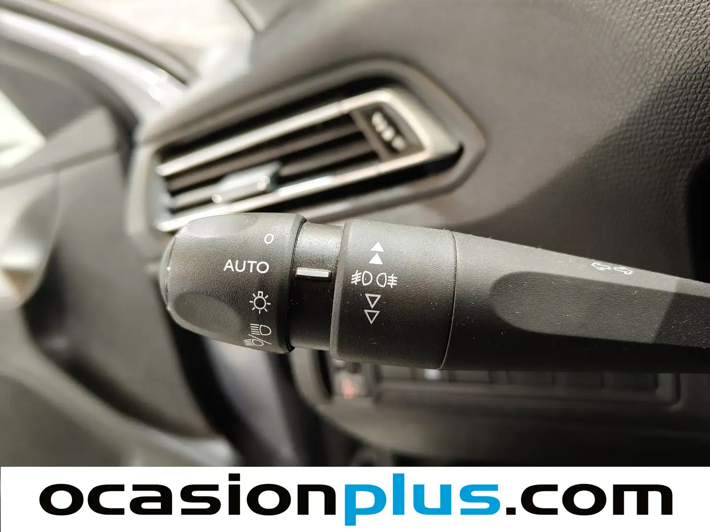 Foto Peugeot 308 Peugeot 308 BlueHDi 130 S&S Style (130 CV)