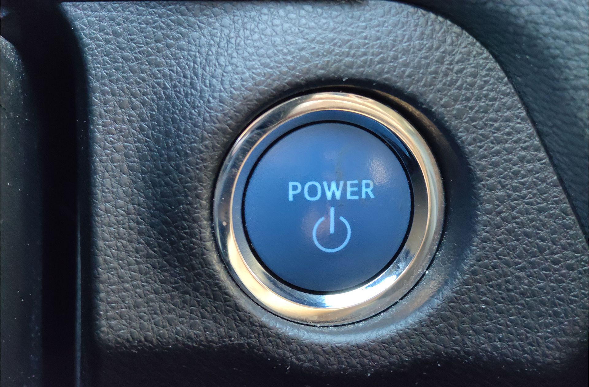 Toyota RAV4 2.5l hybrid Luxury - foto 37