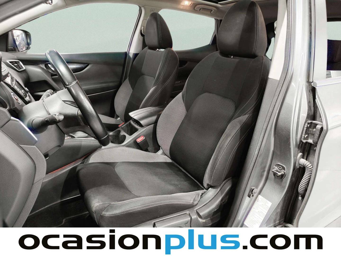 Foto asientos delanteros Nissan QASHQAI Nissan Qashqai DIG-T 160 N-Connecta 4x2 DCT (160 CV)