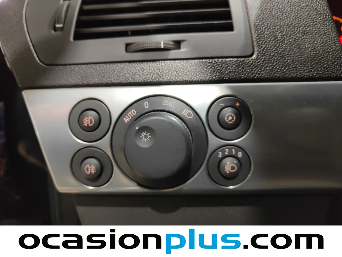 Foto Opel Astra Opel Astra 1.7 CDTI SPORTWAGON Edition (110 CV)