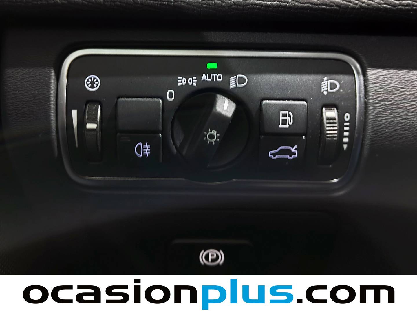 Equipamiento del Volvo XC60 Volvo XC60 D3 Kinetic  (150 CV)