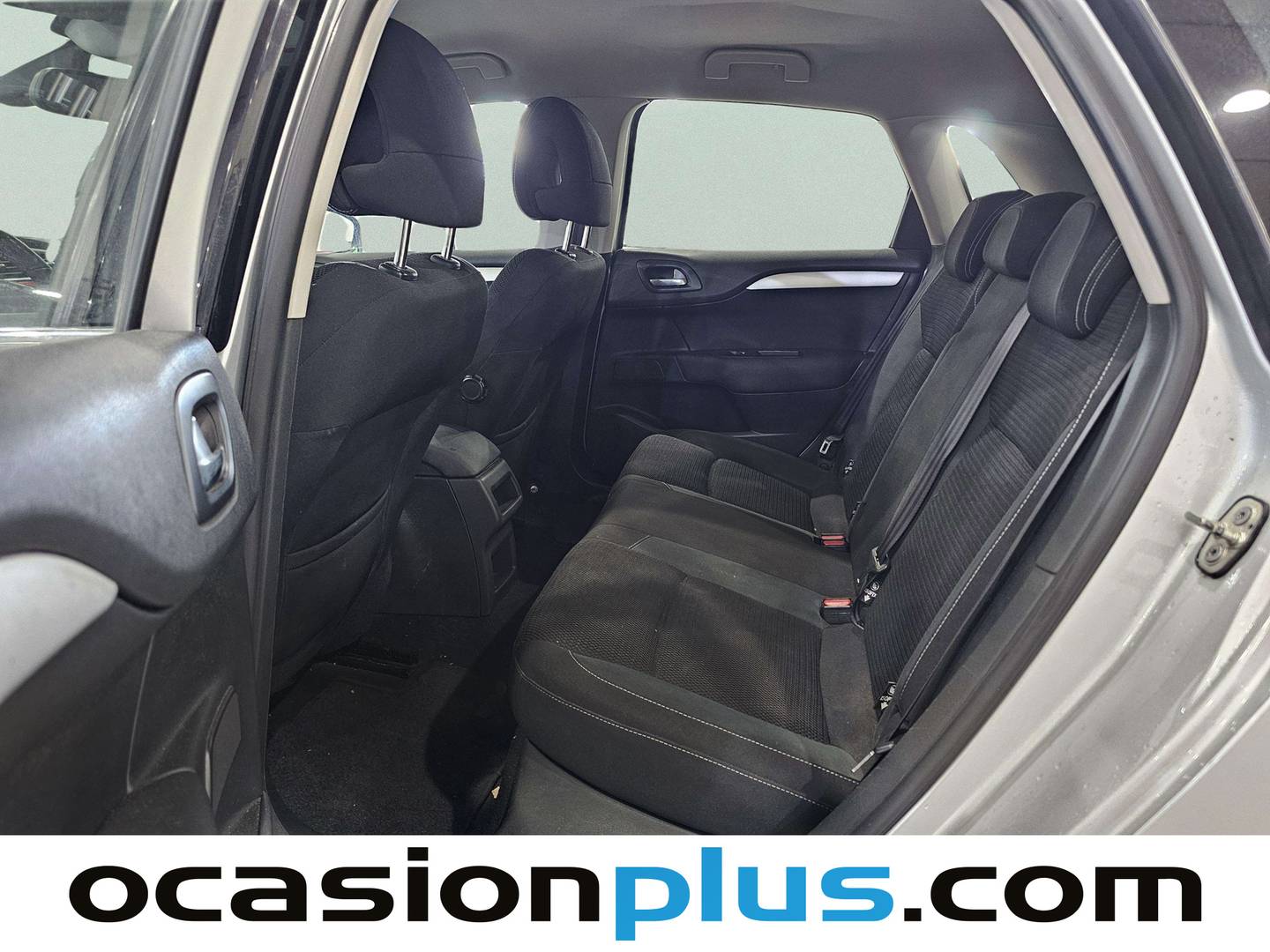 Foto asientos traseros Citroën C4 Citroën C4 1.6 e-HDI Collection (114 CV)