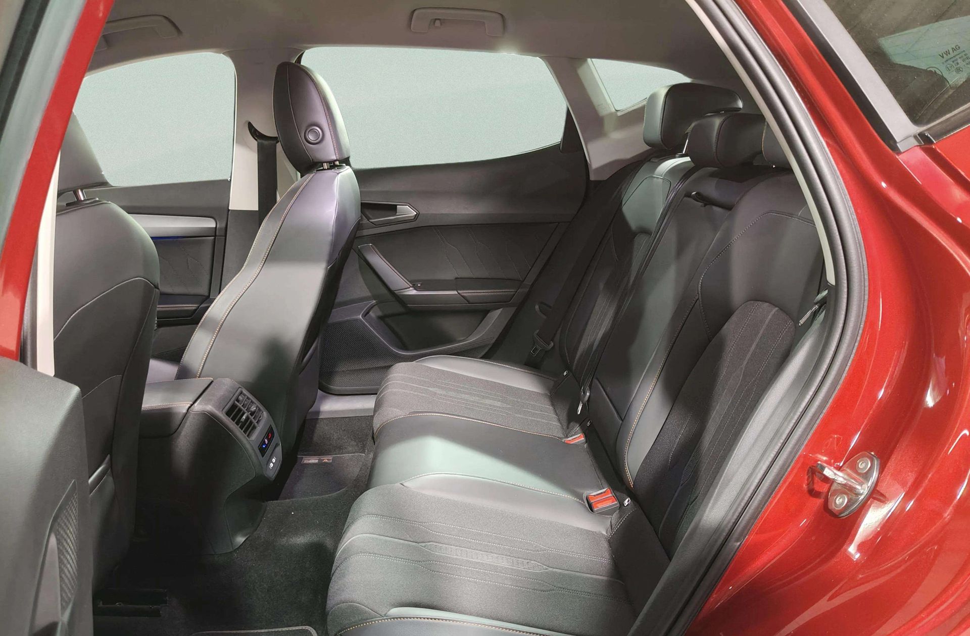 Cupra Formentor 1.5 TSI DSG - foto 17