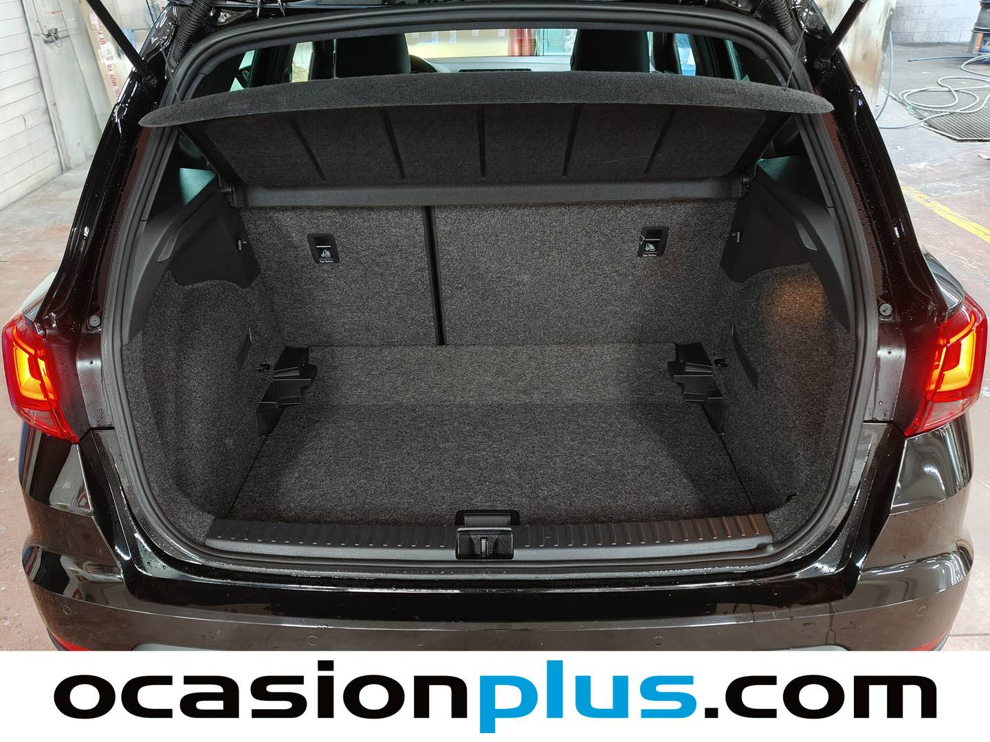 Fotos maletero Seat Arona SEAT Arona 1.5 TSI FR XM DSG (150 CV)