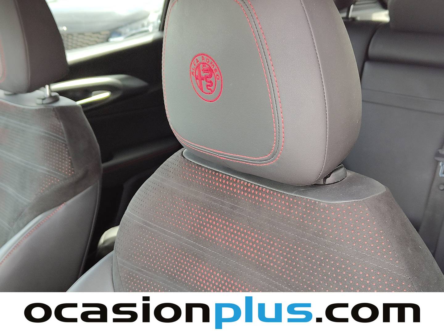 Extras y acabados del Alfa Romeo Tonale Alfa Romeo Tonale 1.5 MHEV Speciale FWD Auto (130 CV)