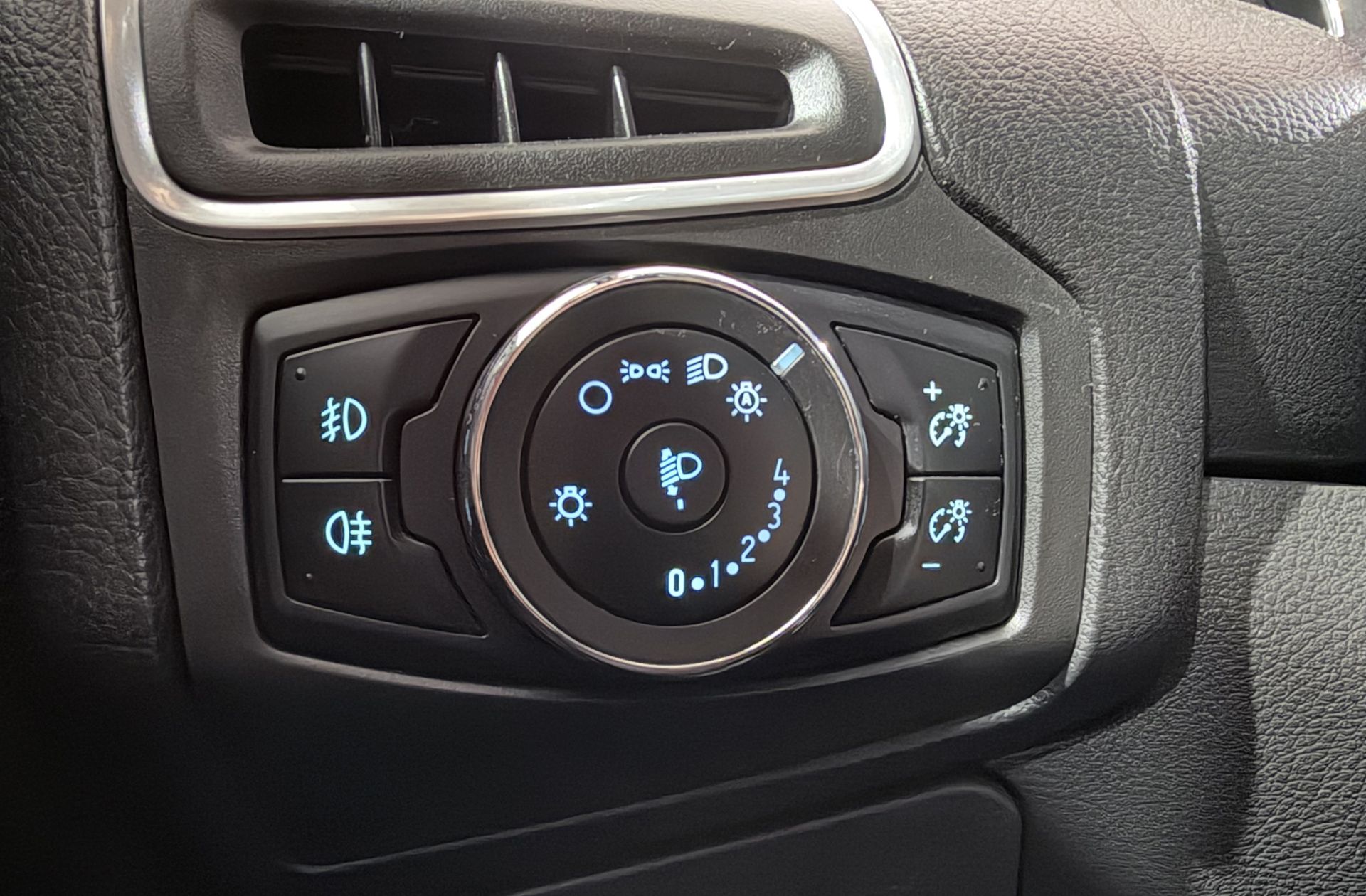 Ford Focus 1.0 EcoBoost Edition - foto 20