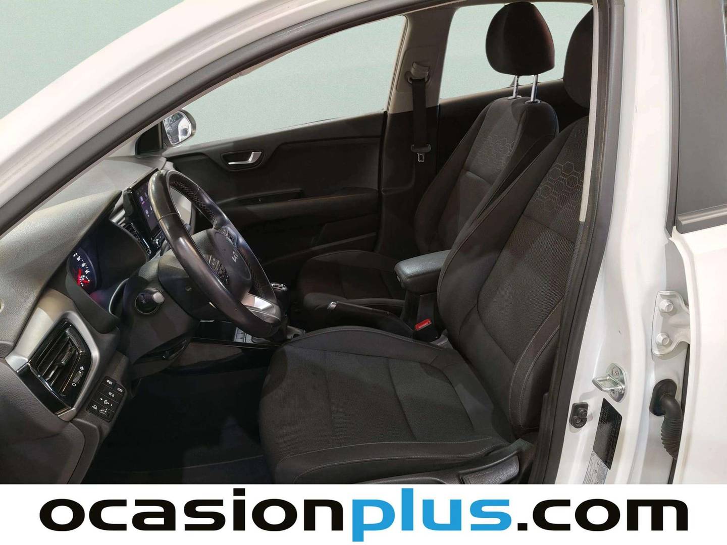 Foto asientos delanteros KIA Rio KIA Rio 1.0 T-GDi MHEV iMT Drive (100 CV)