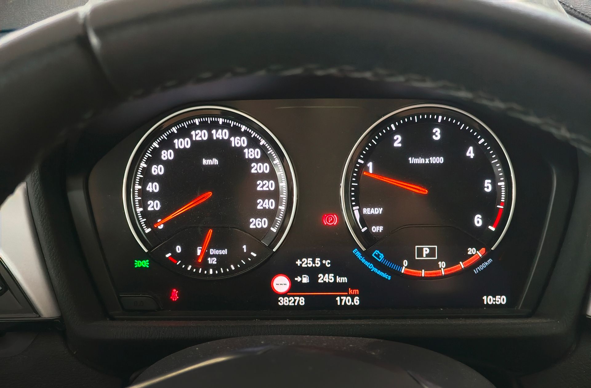 BMW X2 sDrive18d Business - foto 27