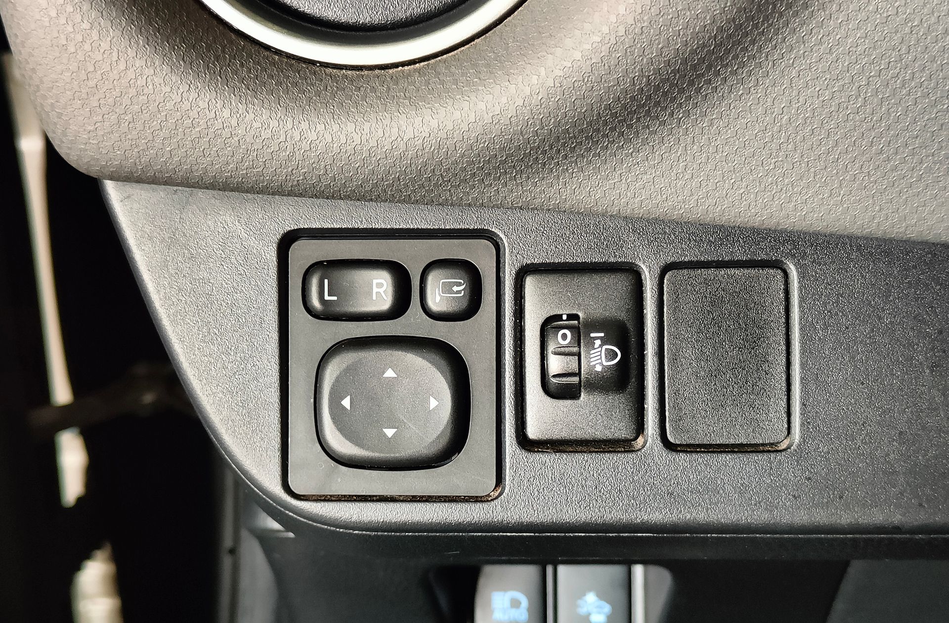 Toyota Yaris 1.5 Hybrid Advance - foto 35