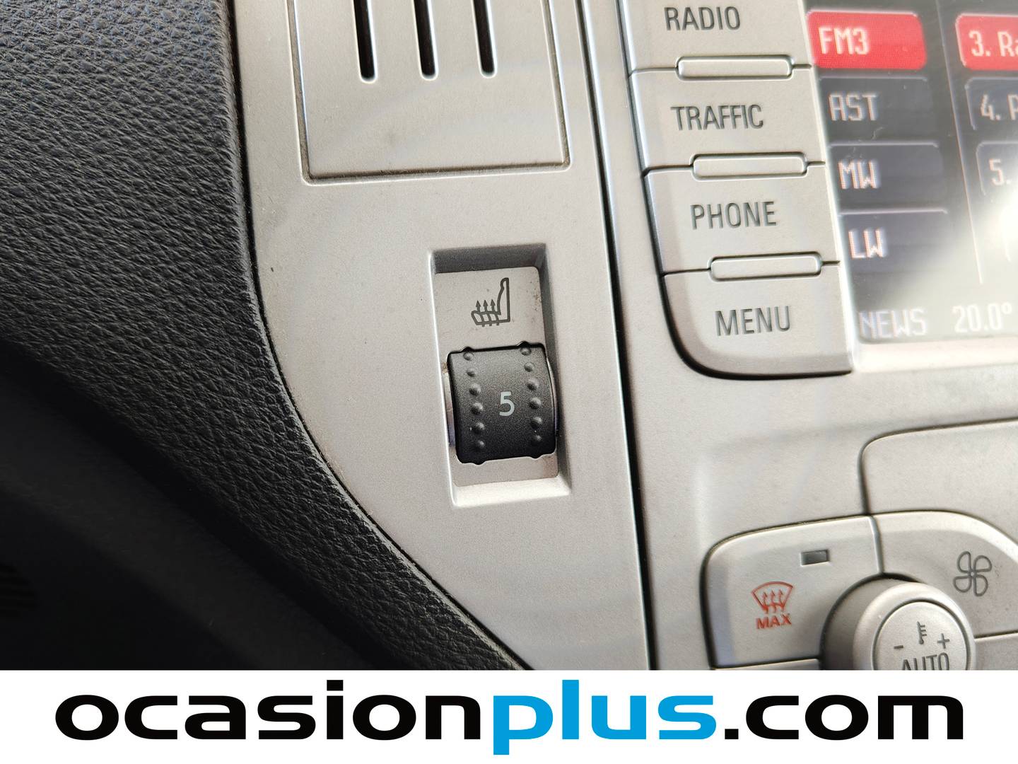 Equipamiento del Ford Kuga Ford Kuga 2.0 TDCI Titanium 4x4 Powershift (140 CV)