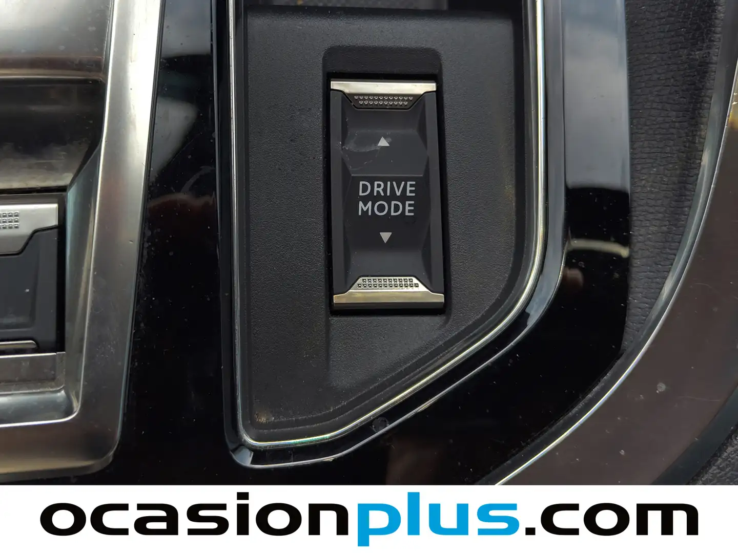 Foto Peugeot 3008 Peugeot 3008 BlueHDi 130 S&S GT EAT8 (130 CV)