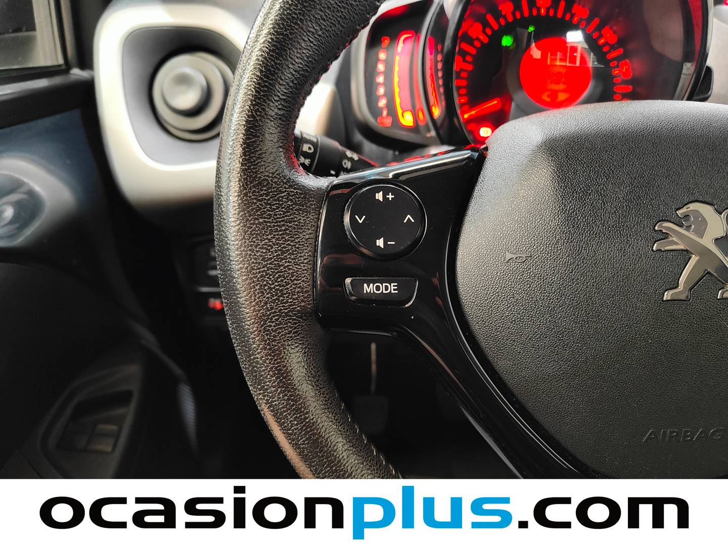 Peugeot 108 Peugeot 108 1.2 PureTech Allure (82 CV) manual