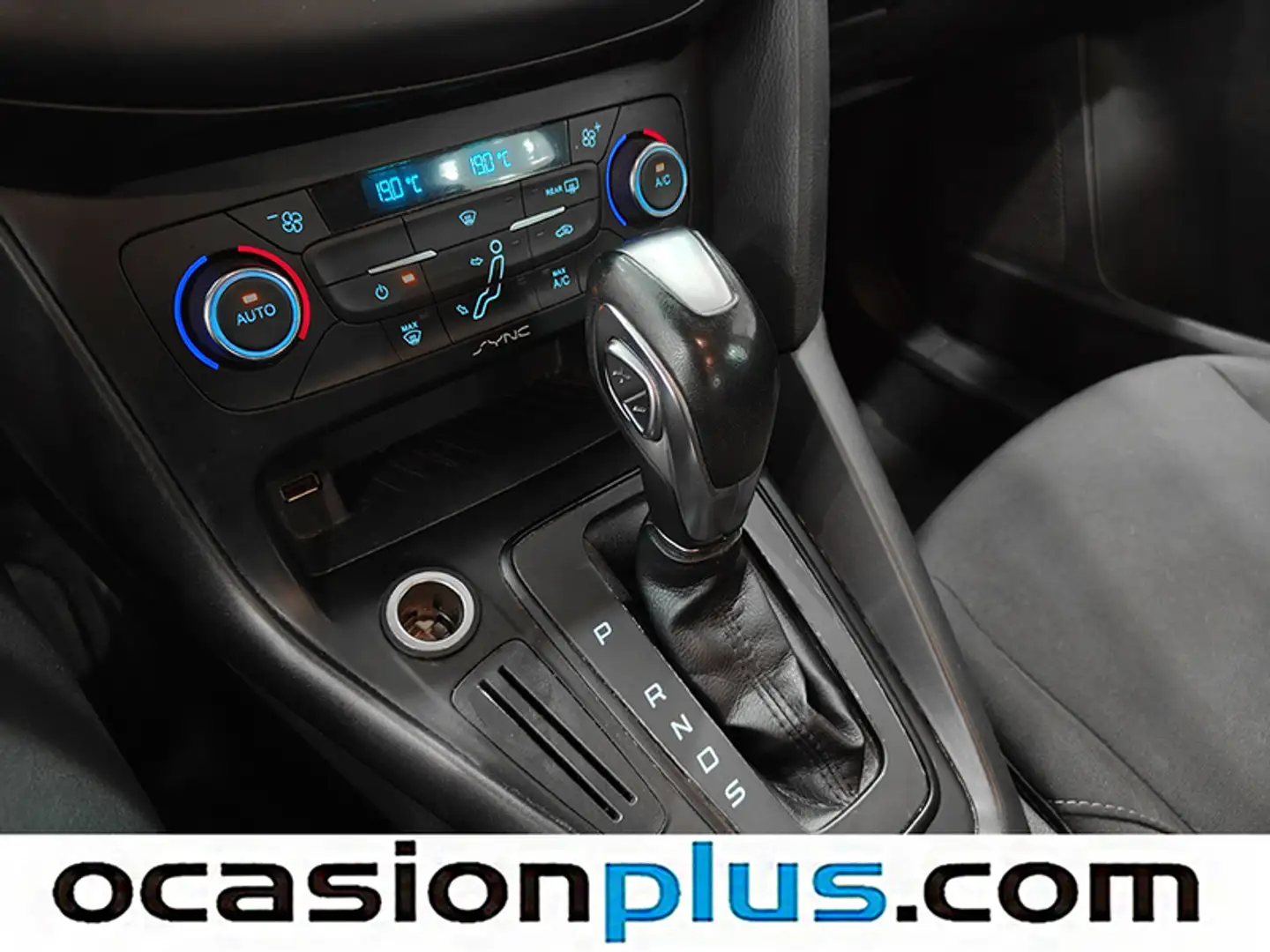 Foto Ford Focus Ford Focus 1.6 TI-VCT Trend+ PowerShift (125 CV)