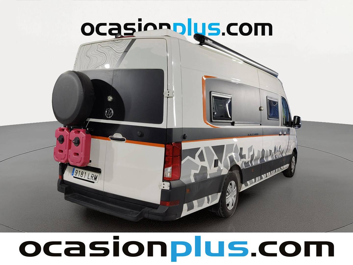 Foto trasera Volkswagen Crafter Volkswagen Crafter 35 Furgón Batalla Larga con Voladizo L5H3 2.0 TDI (140 CV) derecha