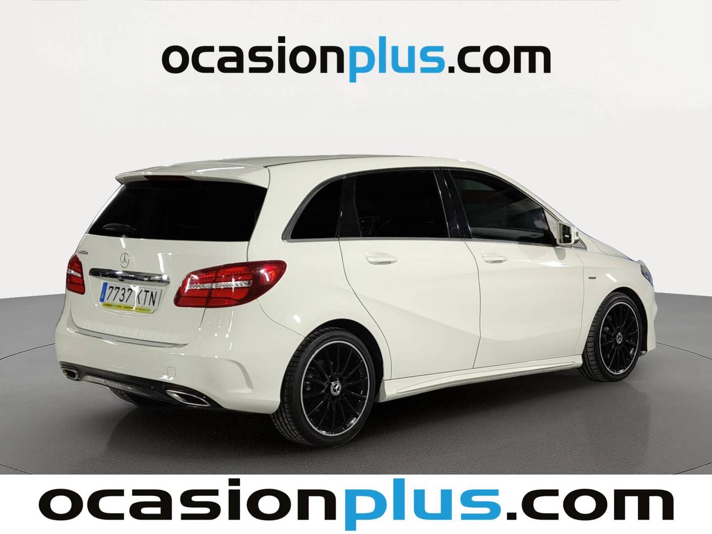 Foto trasera Mercedes Clase B Mercedes-Benz Clase B 200 d (136 CV) derecha