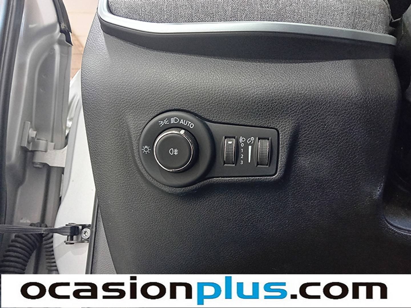 Foto Jeep Compass Jeep Compass 1.3 Gse T4 Longitude FWD MT (130 CV)