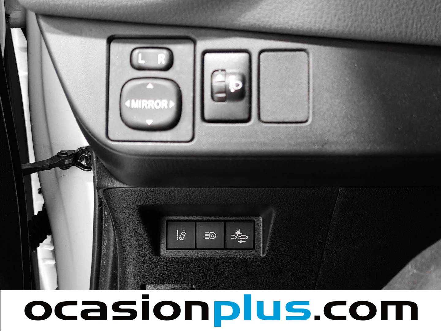 Equipamiento del Toyota Yaris Toyota Yaris 1.5 Hybrid Active (100 CV)