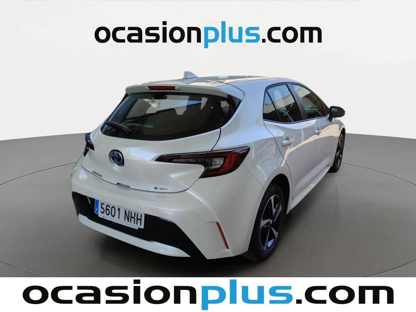 Foto trasera Toyota Corolla Toyota Corolla 140H Active Plus (140 CV) derecha