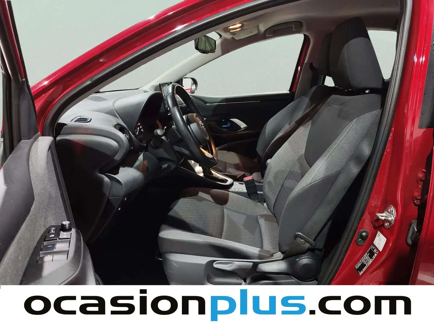 Foto Toyota Yaris Toyota Yaris 120H Business Plus (116 CV)