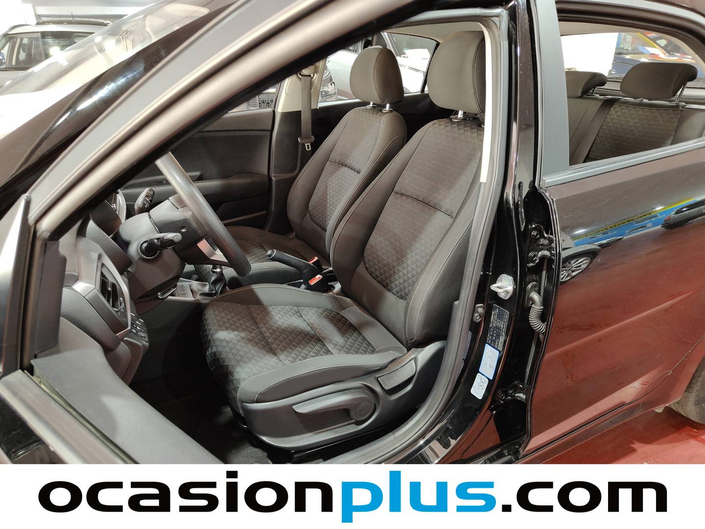 Foto asientos delanteros KIA Rio KIA Rio 1.2 DPi Concept (84 CV)