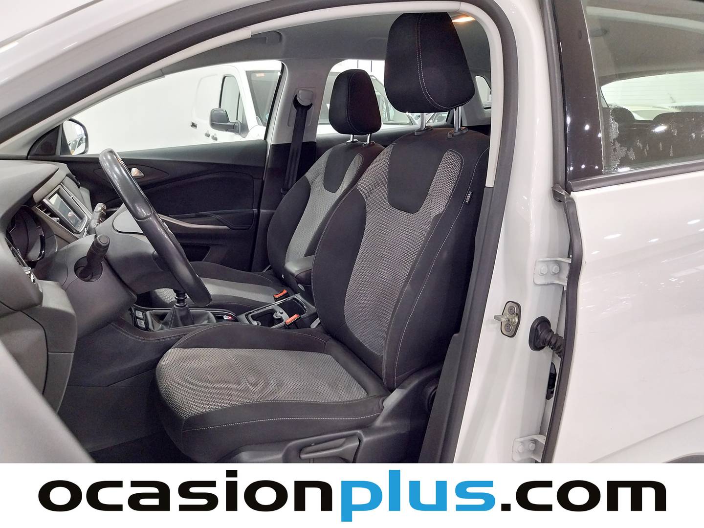 Foto Opel Grandland X Opel Grandland X 1.2 Turbo Selective (130 CV)