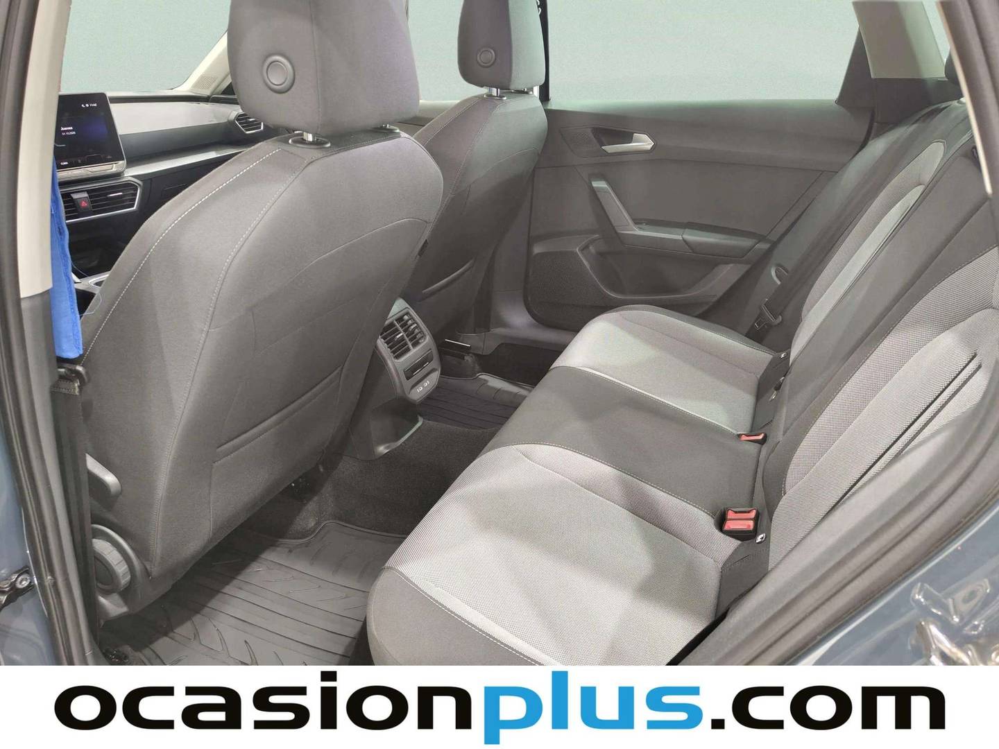 Foto asientos traseros Seat León Seat León ST 1.5 eTSI Style Special Edition DSG (150 CV)