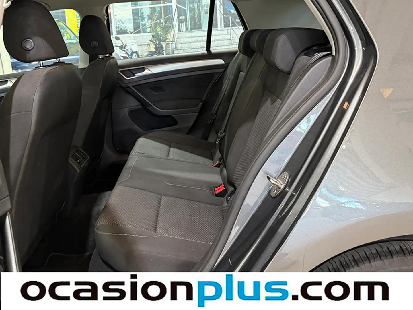 Foto Volkswagen Golf Volkswagen Golf Business 1.0 TSI (110 CV)