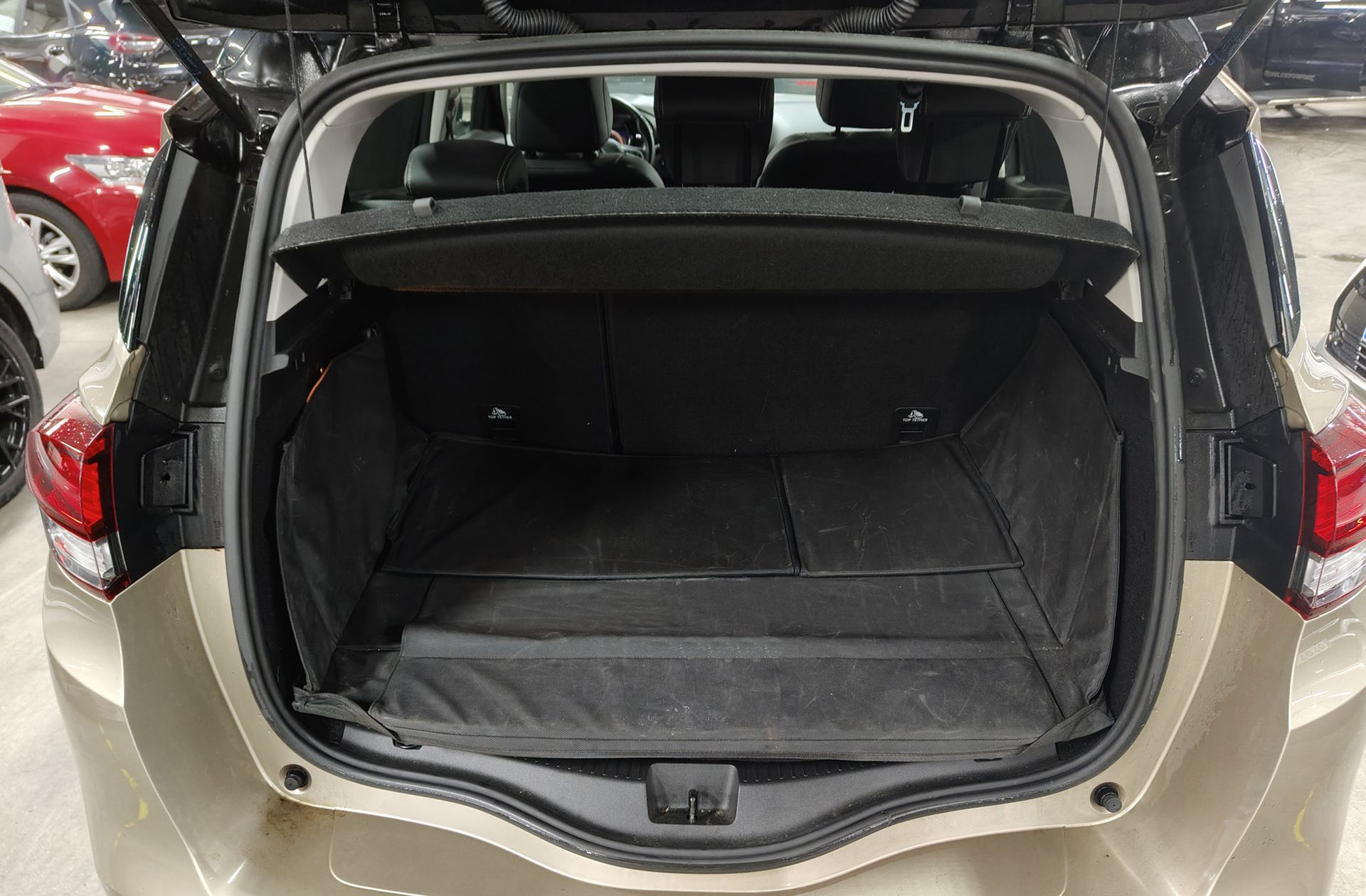 Renault Scénic Zen TCe GPF EDC - foto 17