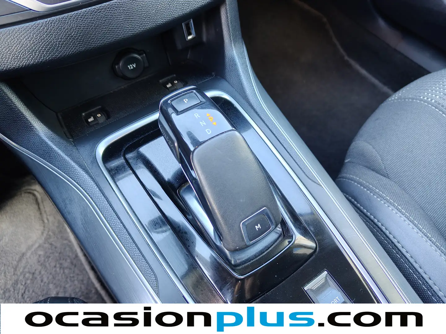 Foto Peugeot 308 Peugeot 308 PureTech 130 S&S Allure Pack EAT8 (130 CV)