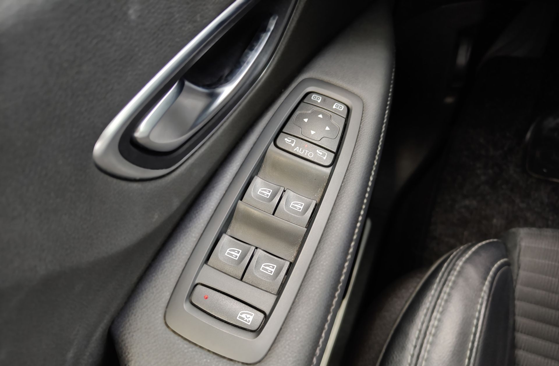 Renault Grand Scénic Zen dCi 7 plazas - foto 40