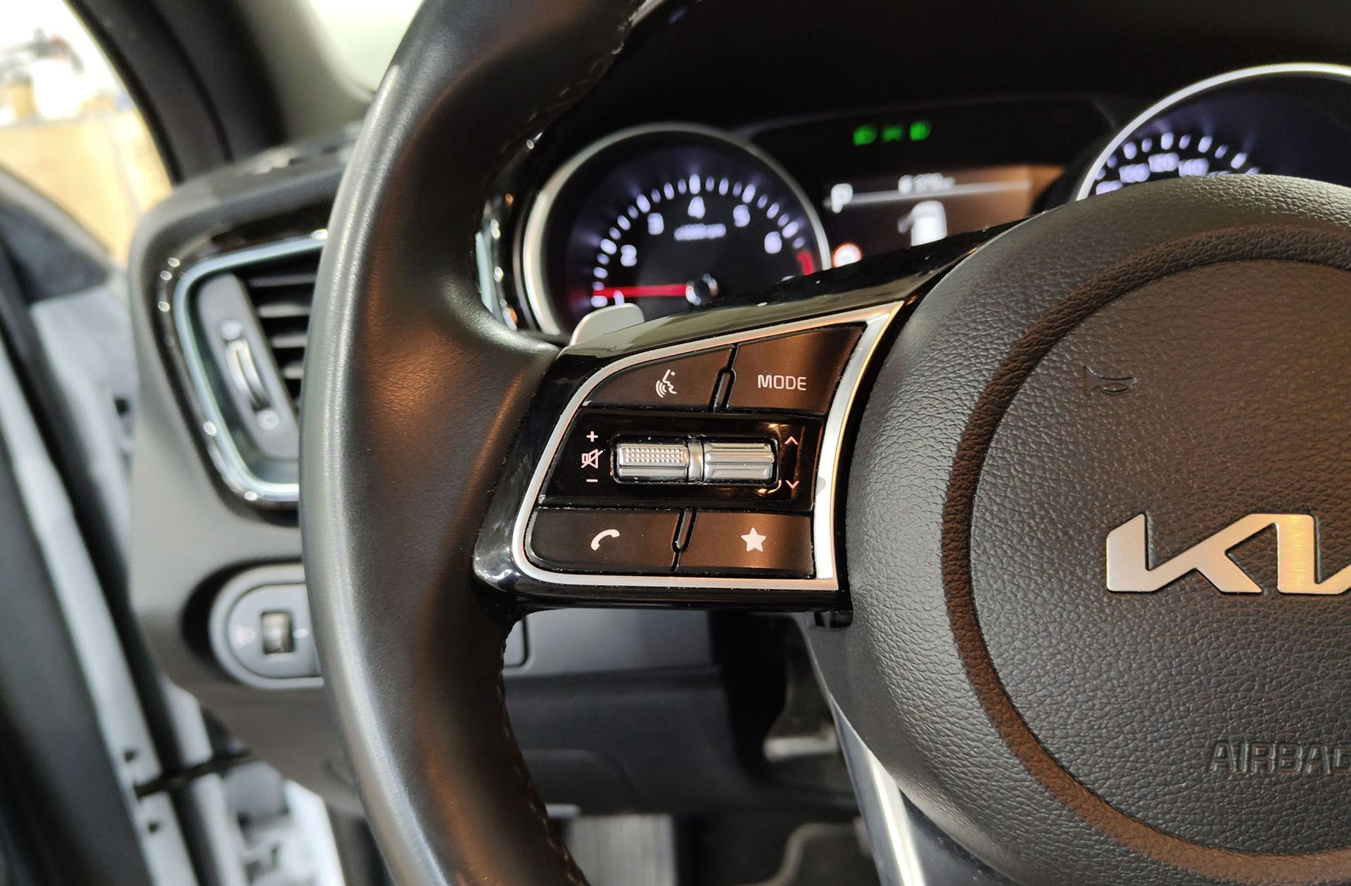 Kia Ceed 1.0 MHEV Style Edition DCT - foto 22