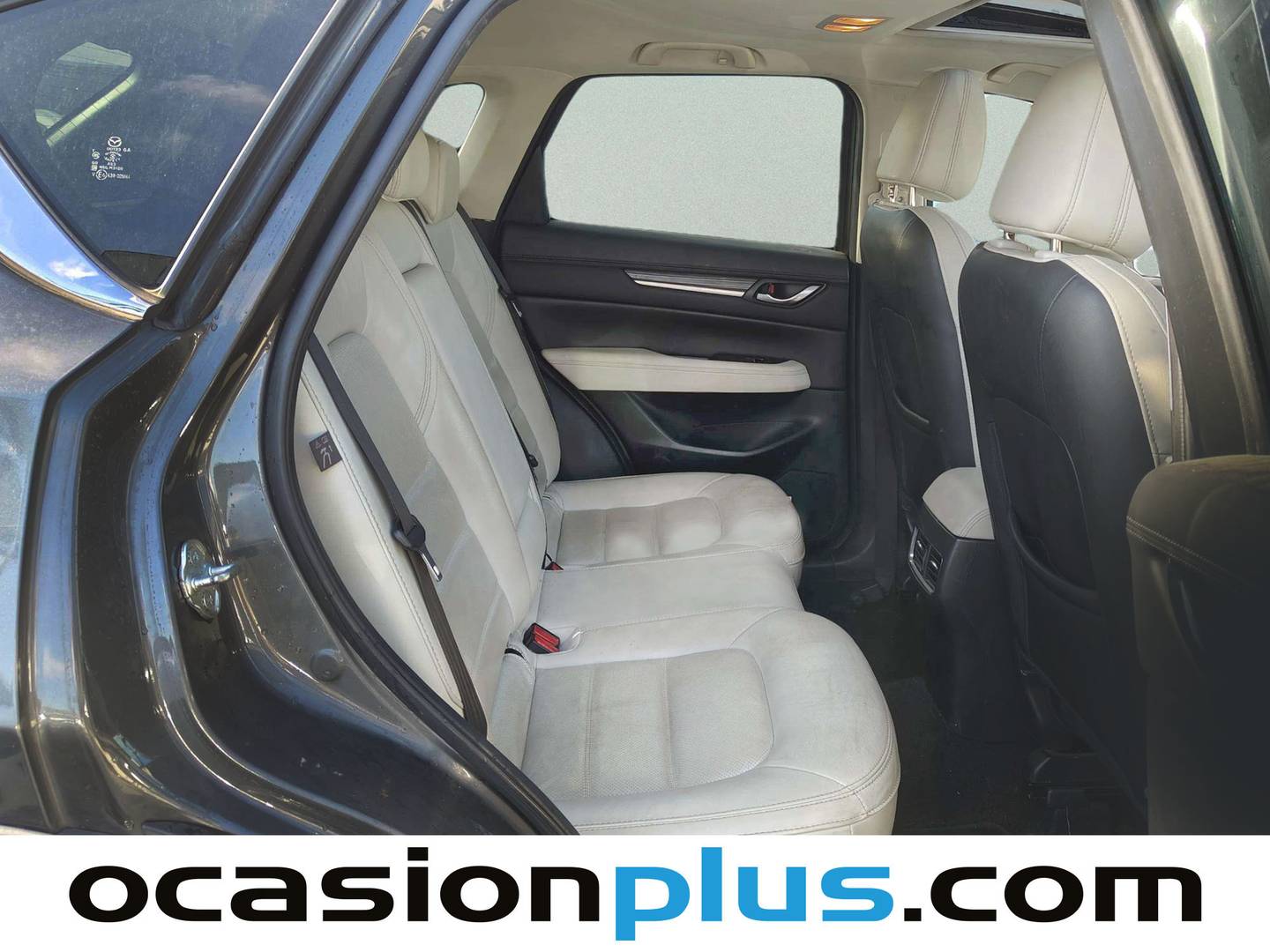 Foto Mazda CX-5 Mazda CX-5 2.5 Skyactiv-G Zenith White AWD Auto (194 CV)