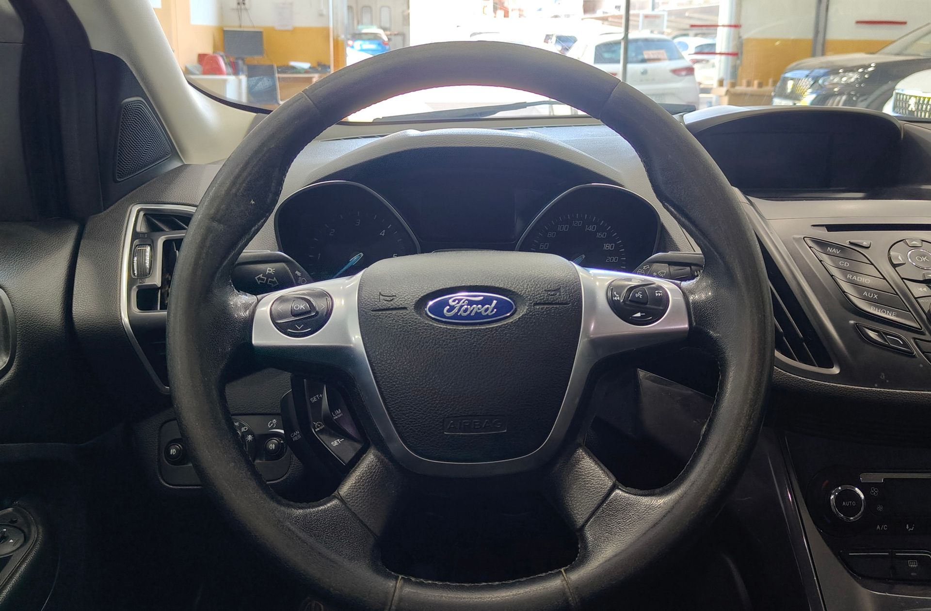 Ford Kuga 2.0 TDCi Titanium 4x2 - foto 21