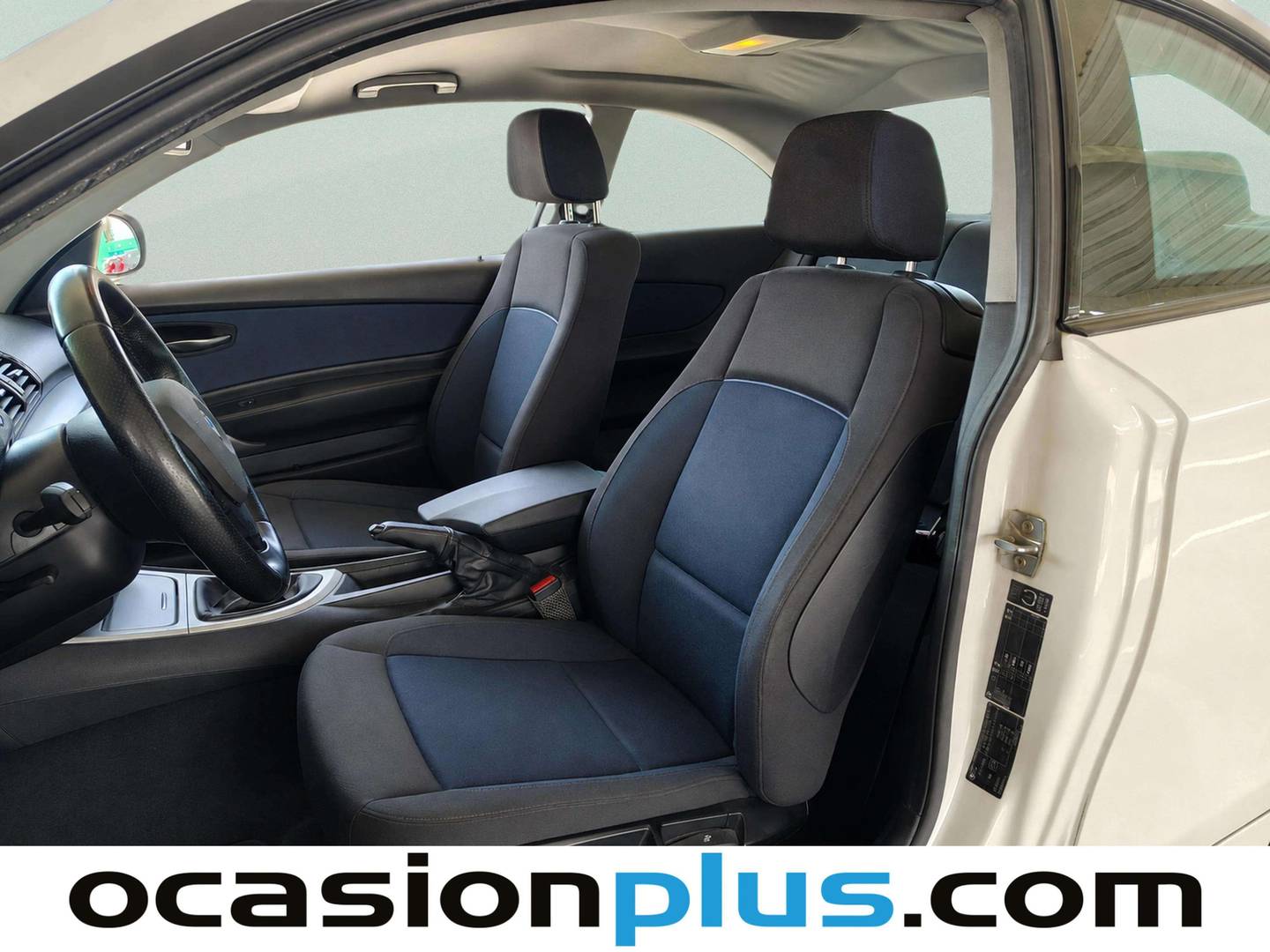 Foto asientos delanteros BMW Serie 1 BMW Serie 1 118d Coupe (143 CV)
