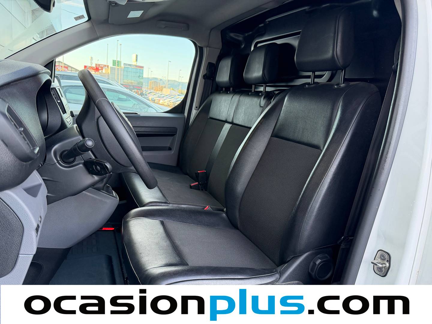 Foto asientos delanteros Fiat Scudo Fiat Scudo Furgon 1.5 BlueHDI L1 Business (102 CV)