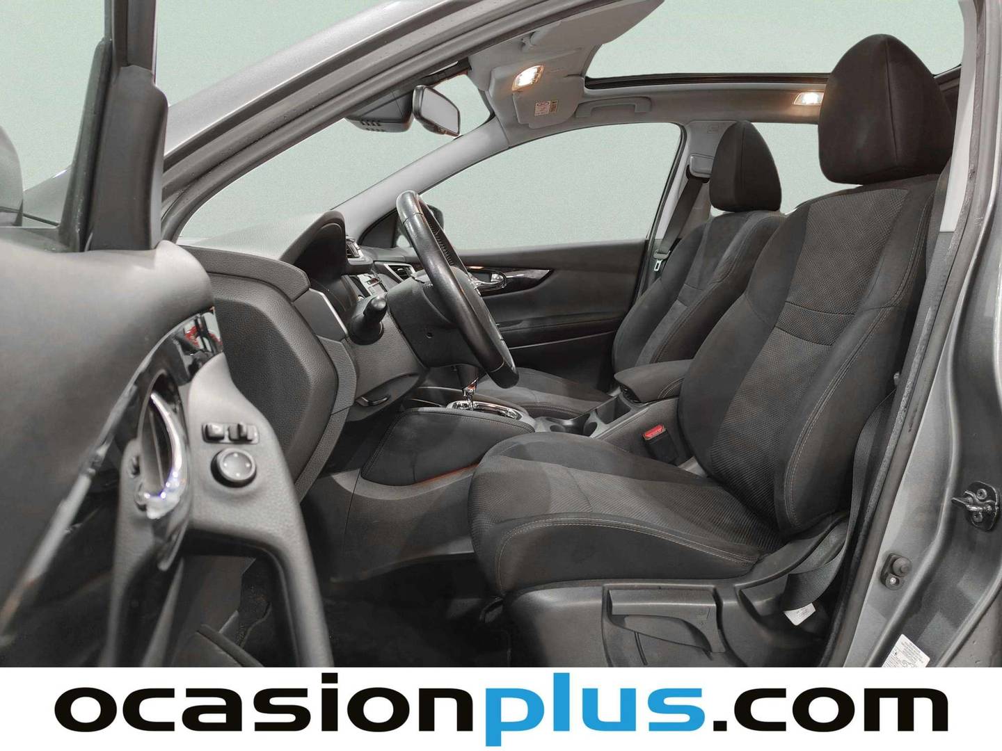 Foto asientos delanteros Nissan QASHQAI Nissan Qashqai DIG-T 115 N-Connecta XTronic (115 CV)