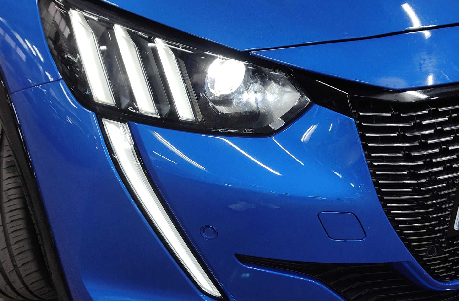 Peugeot 208 PureTech 100 GT Line - foto 20
