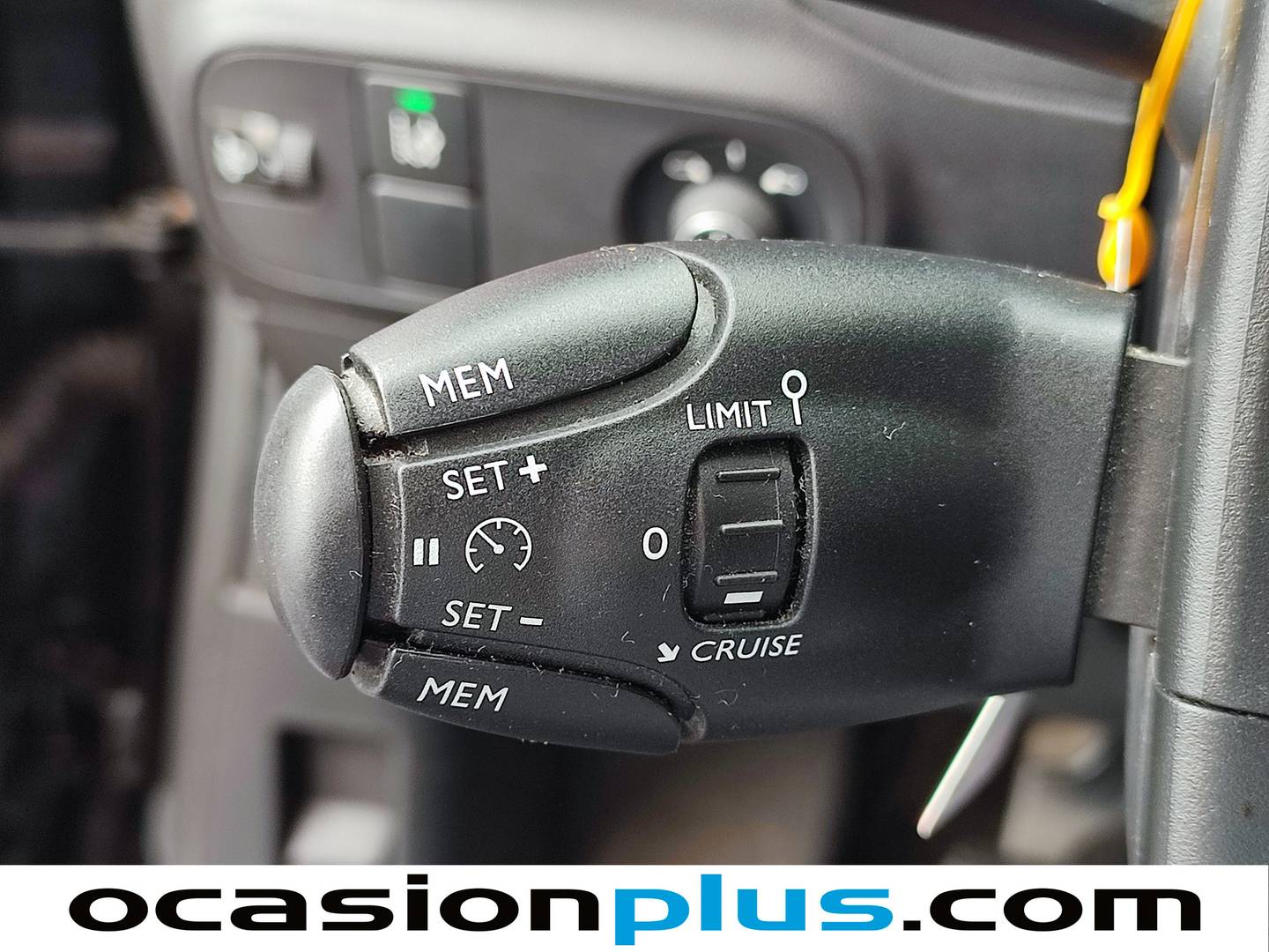 Citroën C3 Citroën C3 PureTech 82 Feel (82 CV) seminuevo
