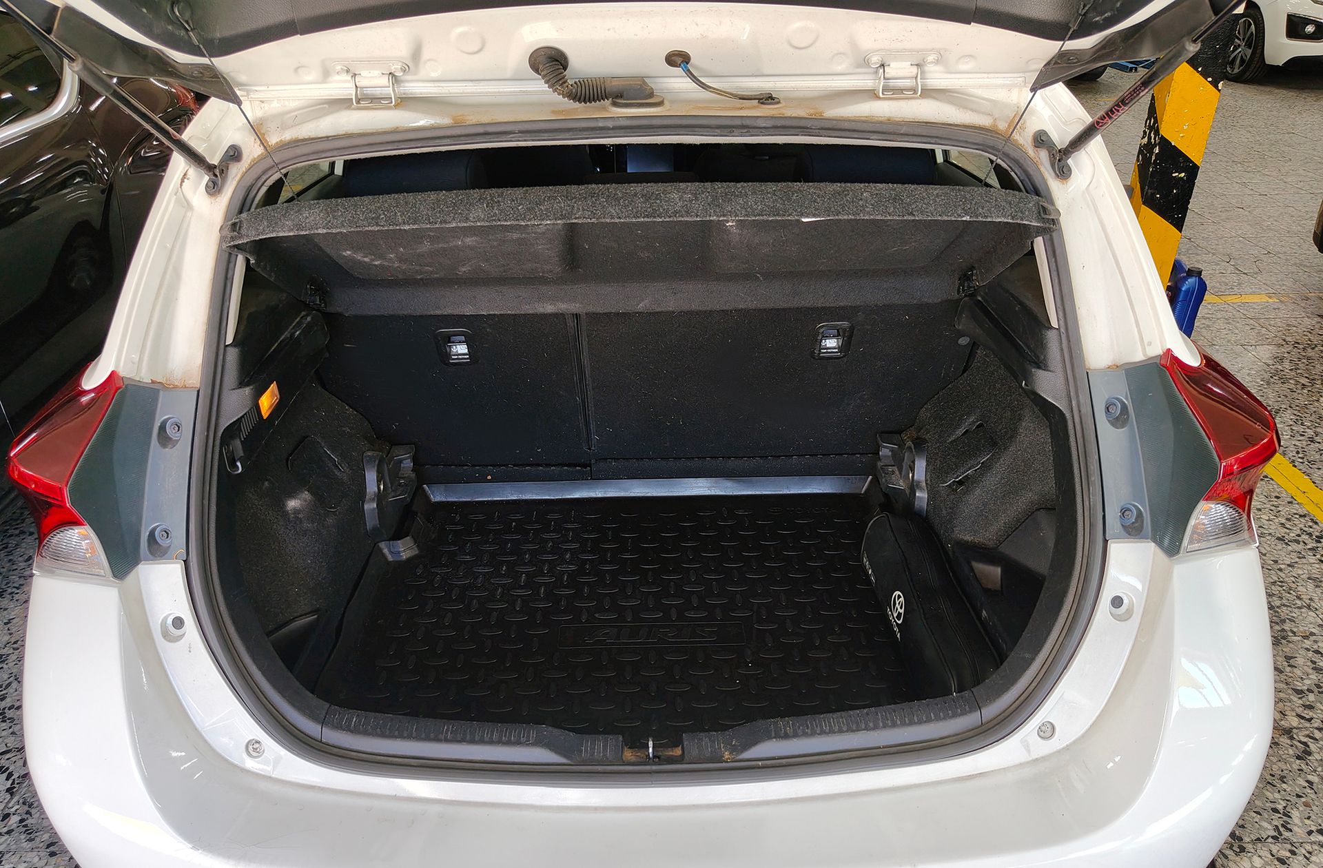 Toyota Auris 140H Hybrid Active - foto 13