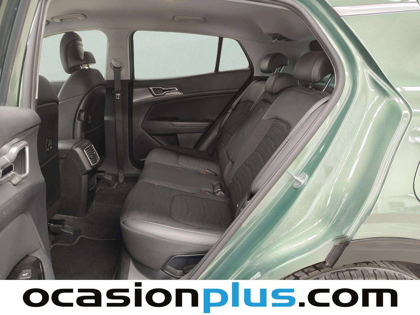 Foto asientos traseros KIA Sportage Kia Sportage 1.6 T-GDi MHEV Tech 4x2 (150 CV)