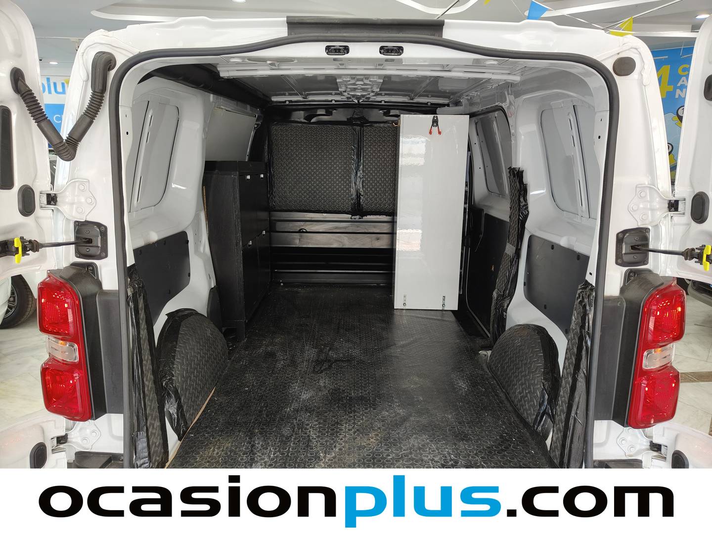 Foto asientos traseros Citroën Jumpy Citroën Jumpy Furgon BlueHDI 120 Talla M (120 CV)