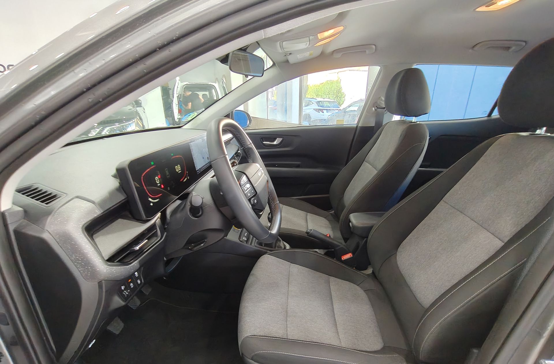 Kia Stonic 1.0 T-GDi MHEV Concept - foto 12