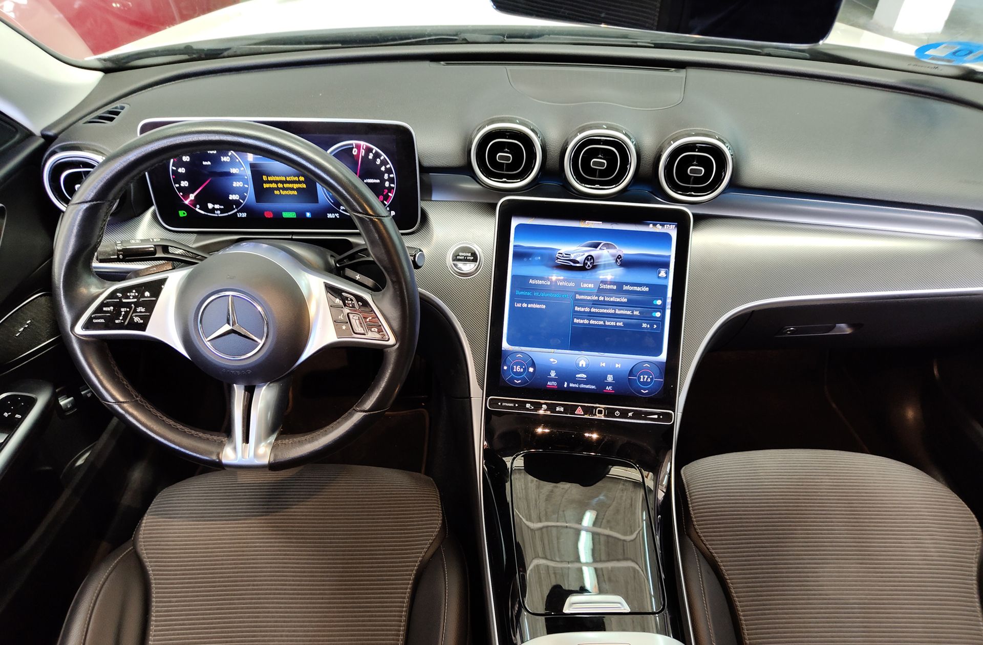 Mercedes-Benz Clase C 300 e - foto 6
