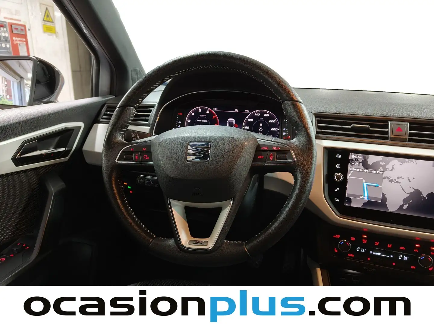 Foto Seat Arona SEAT Arona 1.0 TSI Ecomotive S&S Xcellence Edition (115 CV)