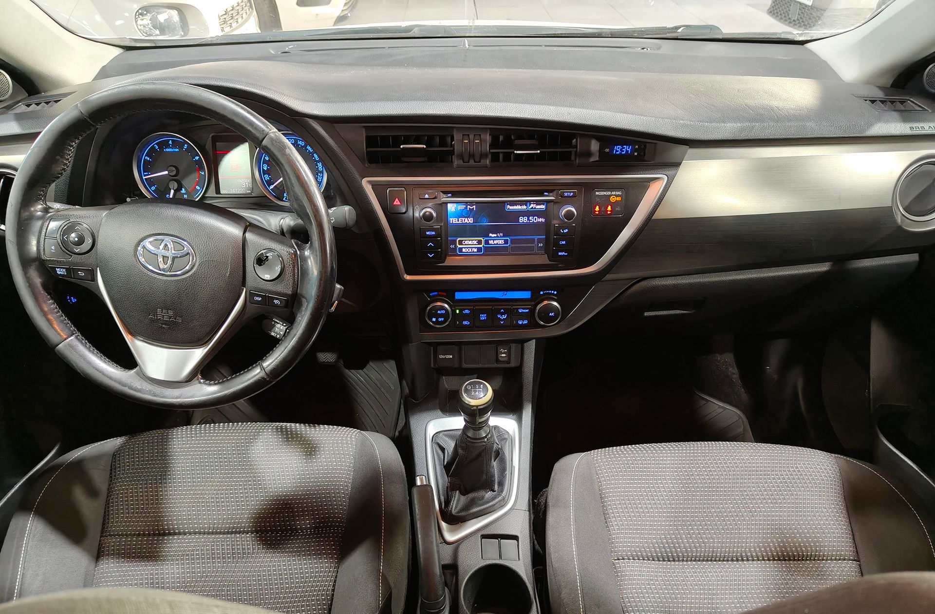 Toyota Auris 130 Active - foto 6